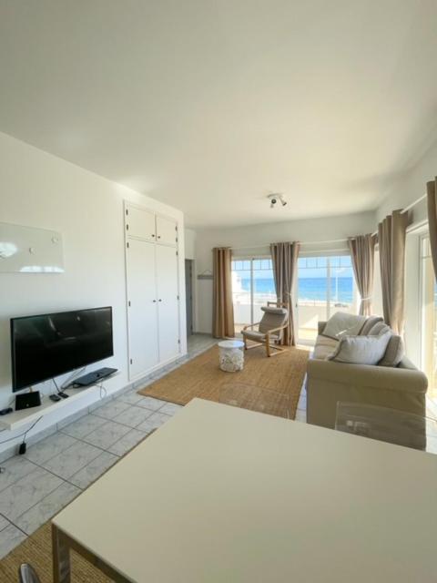 Linha D Agua - Ap Appartement Salema Buitenkant foto