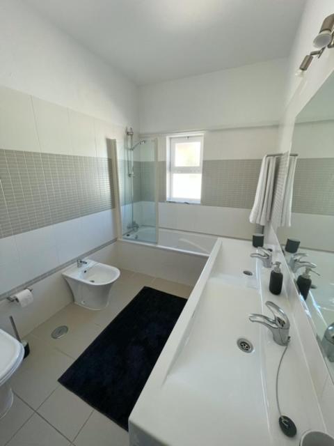 Linha D Agua - Ap Appartement Salema Buitenkant foto